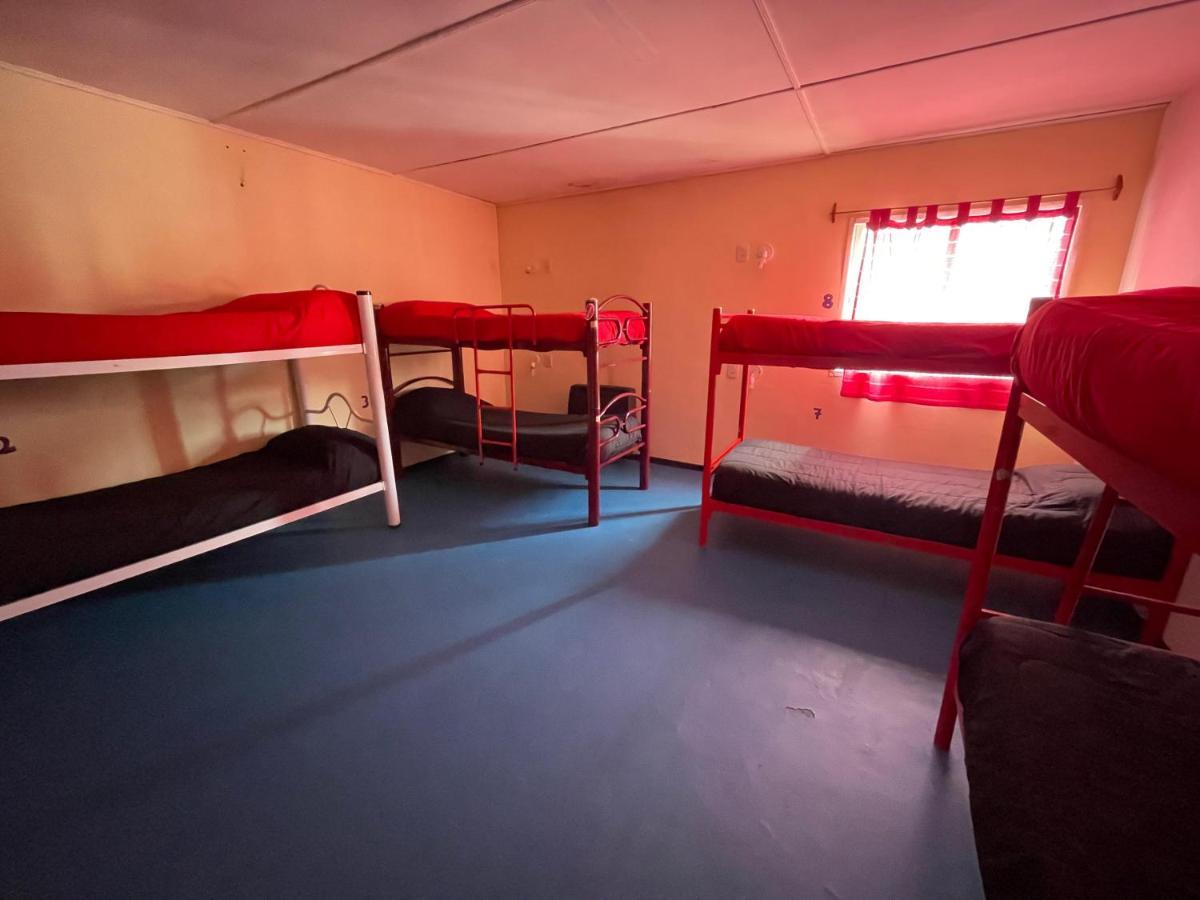 Complejo Don Joel Hostel El Chalten Ngoại thất bức ảnh